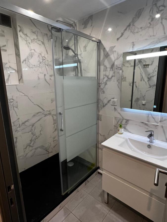 Superbe T3 Climatise Avec Balcon Parking Public Gratuit Apartman Marseille Kültér fotó