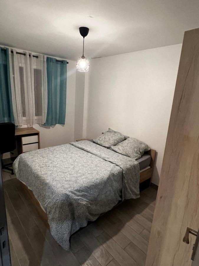 Superbe T3 Climatise Avec Balcon Parking Public Gratuit Apartman Marseille Kültér fotó